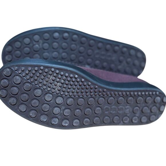 ECCO Women's Soft 7 Gore-tex Slip on Burgundy Women’s Slip On Sneaker size 9 - Picture 7 of 9